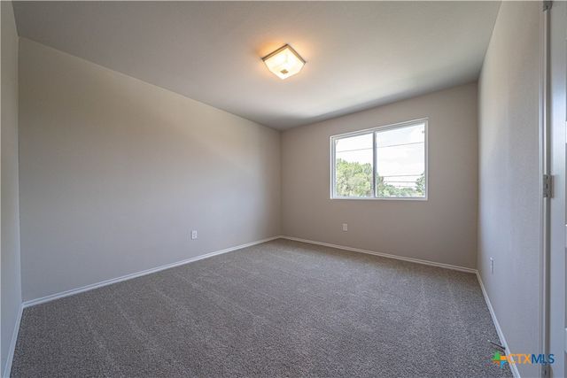 304 West Martindale St, Seguin, TX 78155