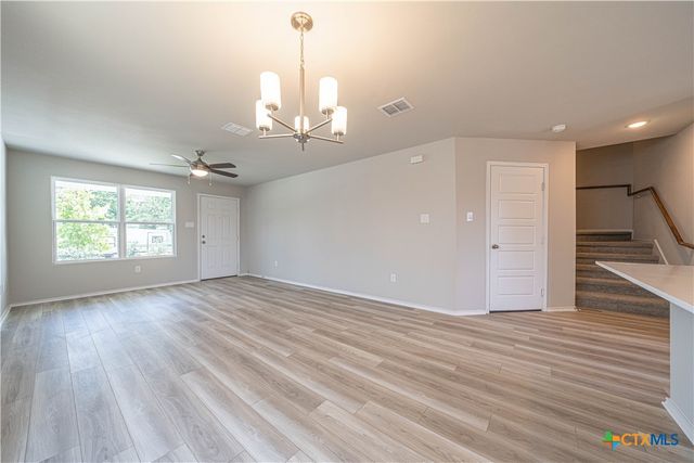 304 West Martindale St, Seguin, TX 78155