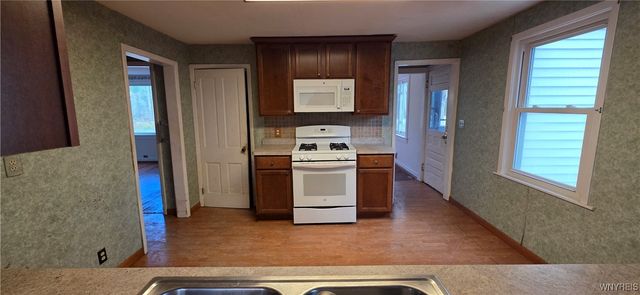 2920 Angle Road, Orchard Park, NY 14127