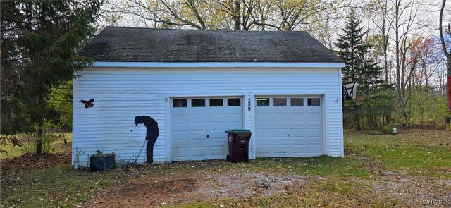 2920 Angle Road, Orchard Park, NY 14127