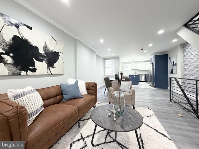 1813 ROSELYN ST, Philadelphia, PA 19141