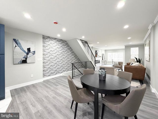 1813 ROSELYN ST, Philadelphia, PA 19141