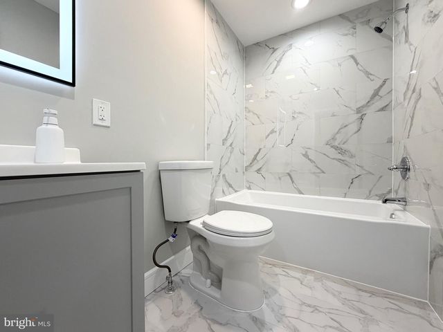 1813 ROSELYN ST, Philadelphia, PA 19141