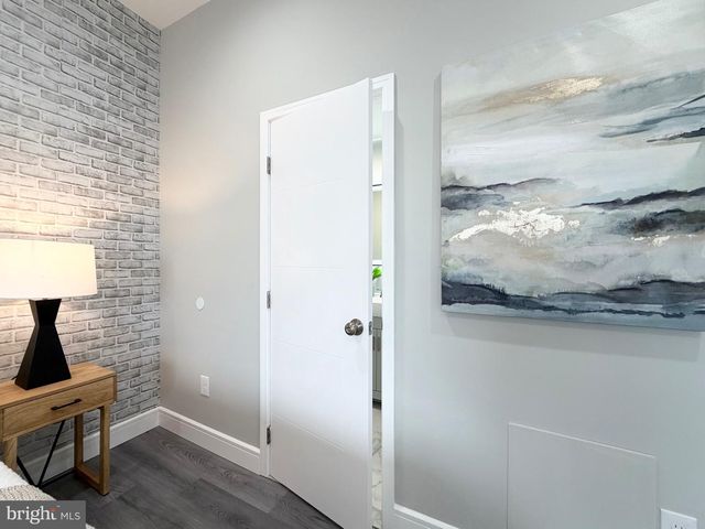 1813 ROSELYN ST, Philadelphia, PA 19141