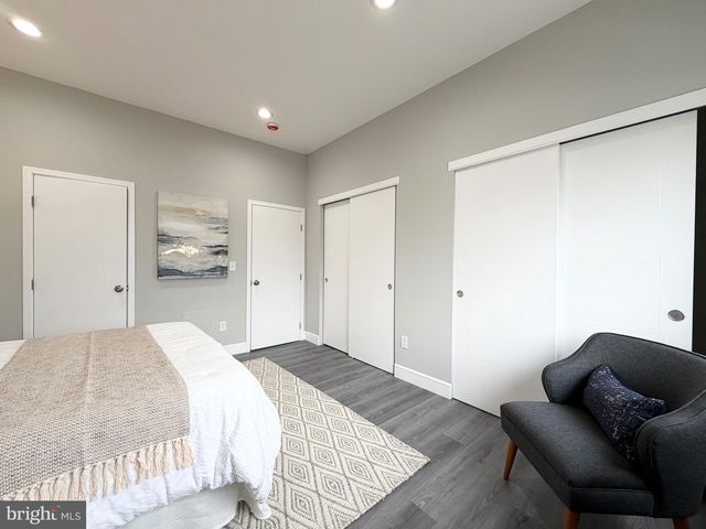 1813 ROSELYN ST, Philadelphia, PA 19141