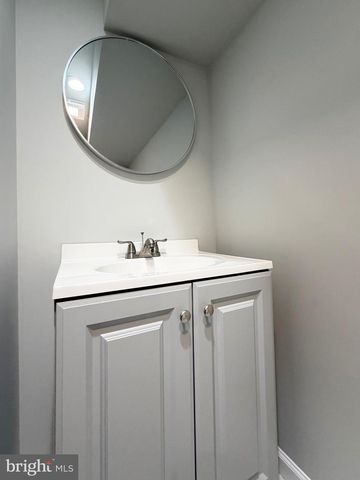 1813 ROSELYN ST, Philadelphia, PA 19141