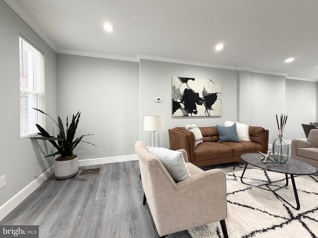 1813 ROSELYN ST, Philadelphia, PA 19141