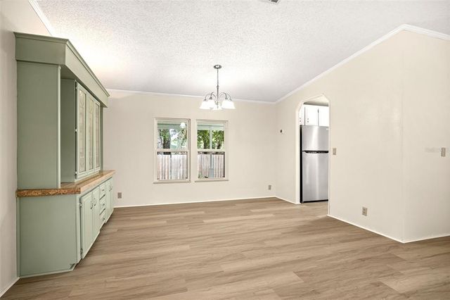 8701 SILVER TRAIL, Leesburg, FL 34788