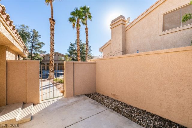 2810 Briar Knoll Drive, Henderson, NV 89074