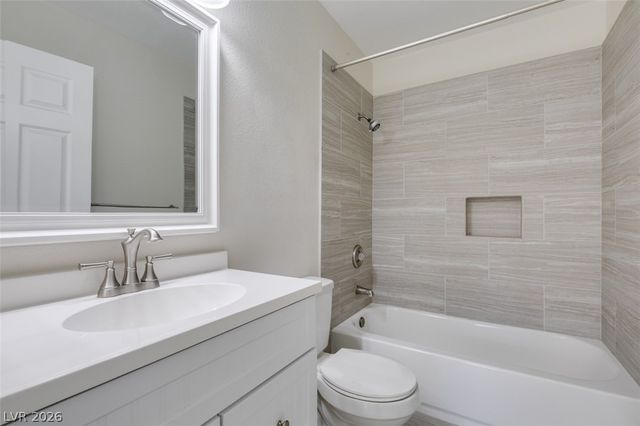 2810 Briar Knoll Drive, Henderson, NV 89074