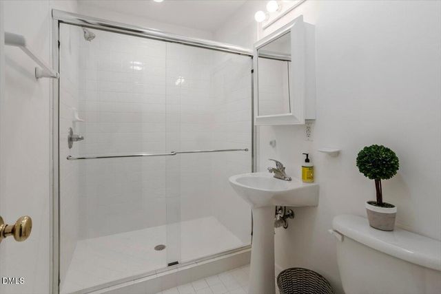 101 Colburn Point, Chapel Hill, NC 27516