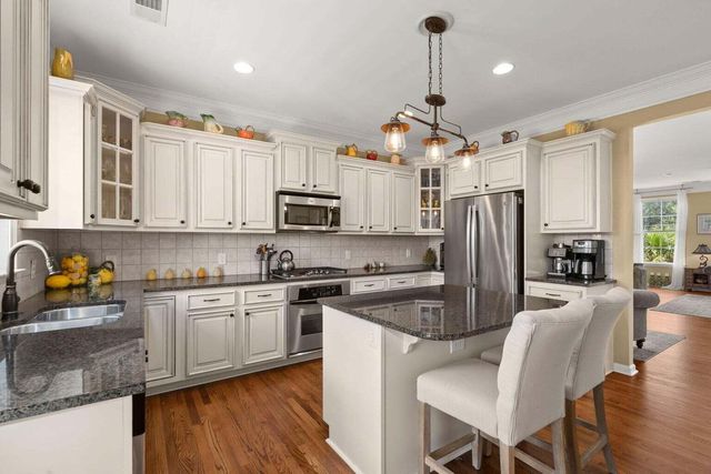 164 Palm Cove Way, Mount Pleasant, SC 29466