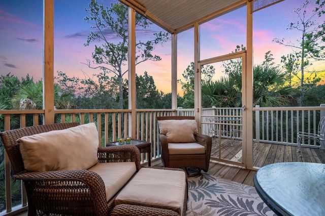 164 Palm Cove Way, Mount Pleasant, SC 29466