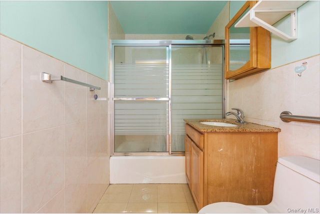 13939 35th Avenue 4E, Flushing, NY 11354