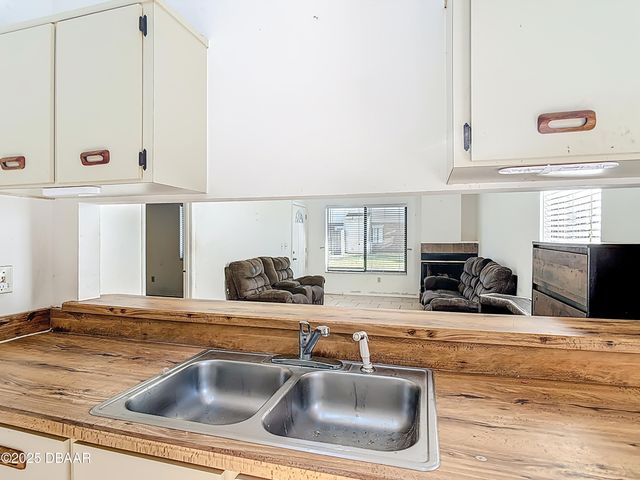 1513 Heritage Lane, Daytona Beach, FL 32117