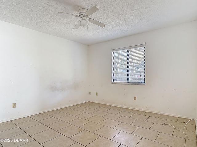 1513 Heritage Lane, Daytona Beach, FL 32117