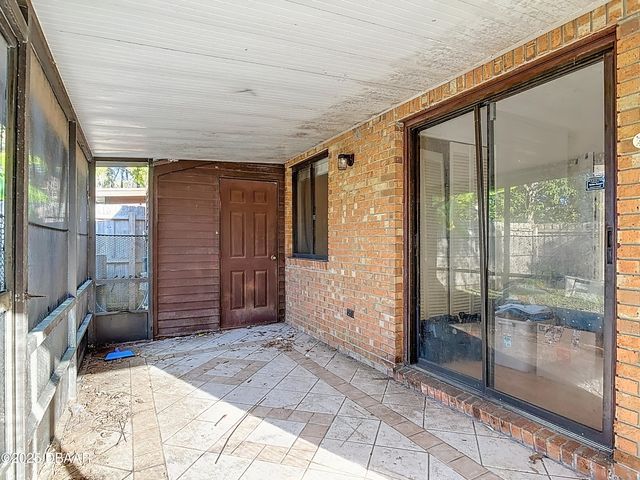 1513 Heritage Lane, Daytona Beach, FL 32117