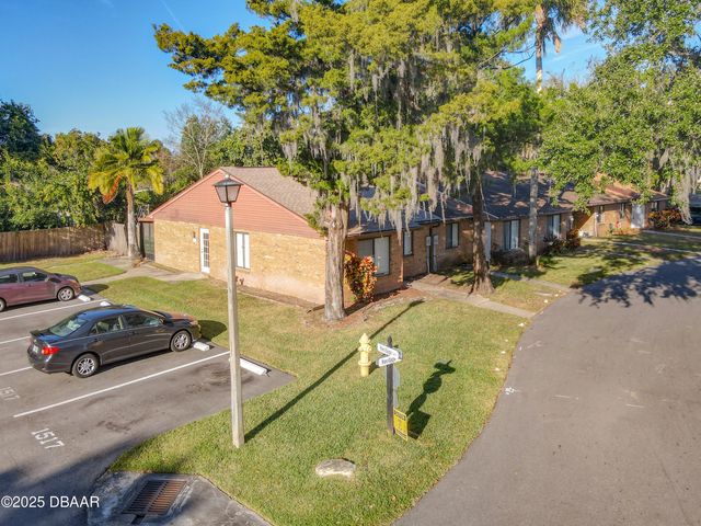 1513 Heritage Lane, Daytona Beach, FL 32117