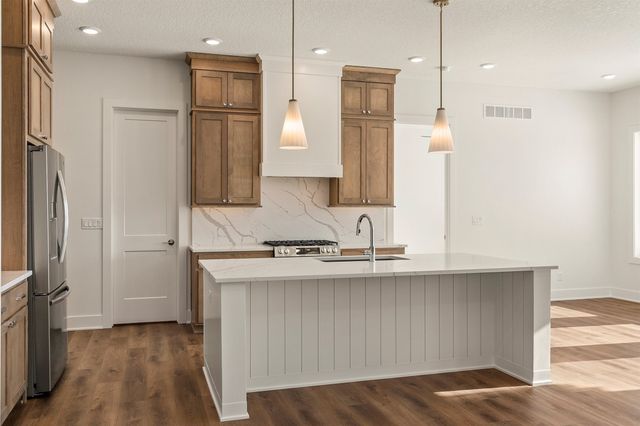 1350 SE Menlo Drive, Waukee, IA 50263