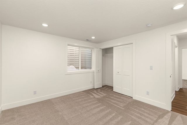 1350 SE Menlo Drive, Waukee, IA 50263