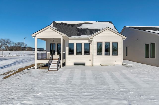 1350 SE Menlo Drive, Waukee, IA 50263