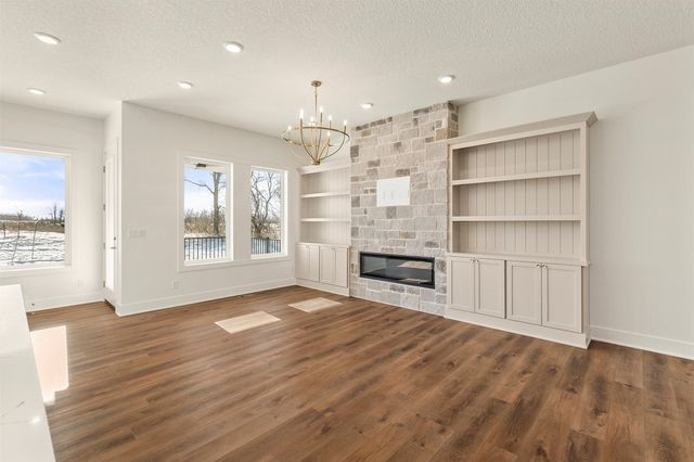 1350 SE Menlo Drive, Waukee, IA 50263