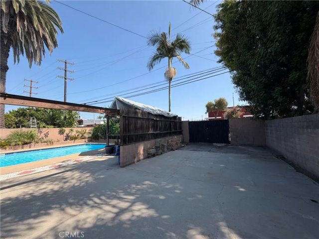 12268 Samoline Avenue, Downey, CA 90242