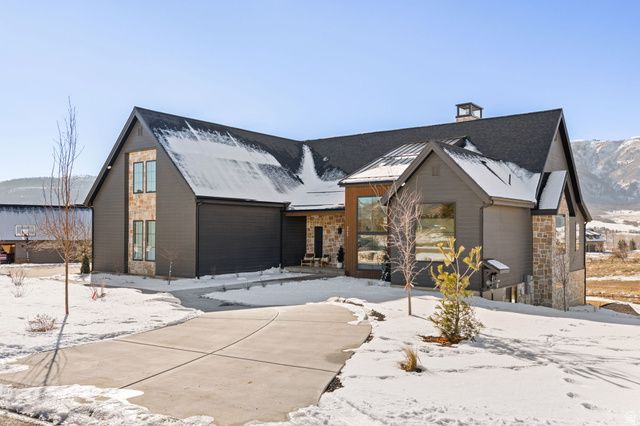 3669 N FOOTHILL LN, Eden, UT 84310