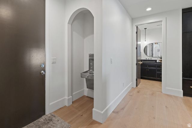 3669 N FOOTHILL LN, Eden, UT 84310