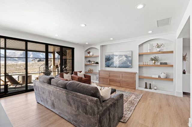 3669 N FOOTHILL LN, Eden, UT 84310