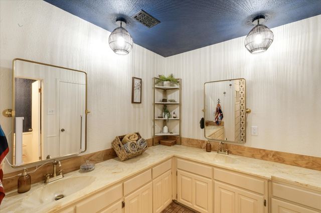 4513 Charles Court, Benbrook, TX 76116