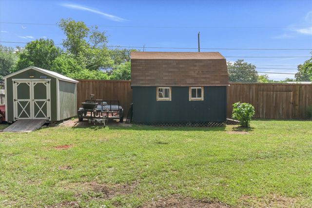 4513 Charles Court, Benbrook, TX 76116