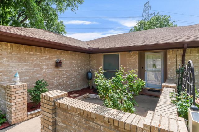 4513 Charles Court, Benbrook, TX 76116
