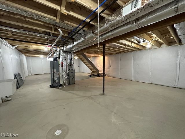 950 Bonnie Brae Avenue, Youngstown, OH 44511