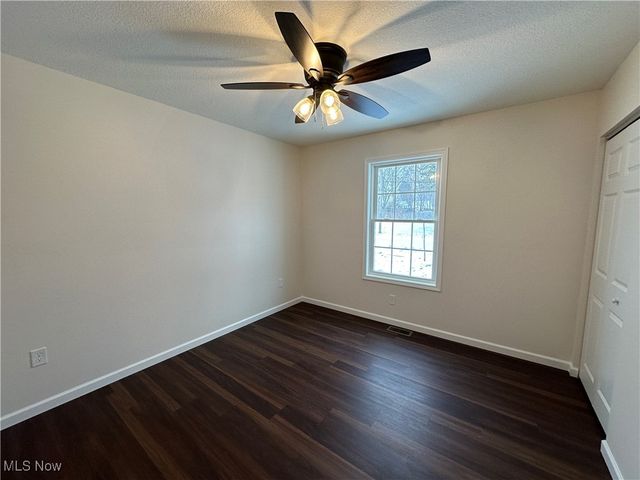 950 Bonnie Brae Avenue, Youngstown, OH 44511