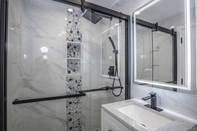 6717 Myrtle Avenue, Glendale, NY 11385