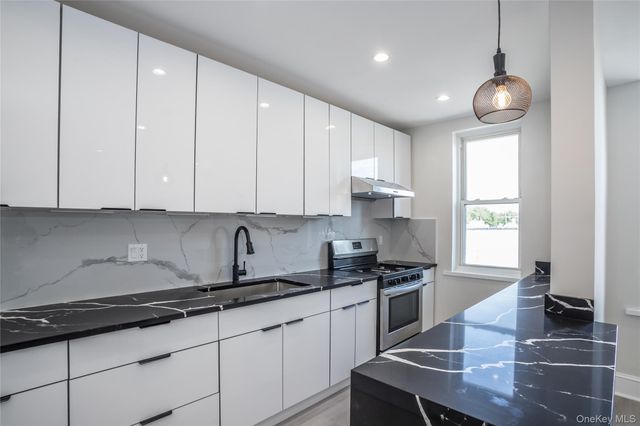 6717 Myrtle Avenue, Glendale, NY 11385