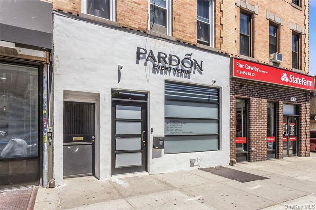6717 Myrtle Avenue, Glendale, NY 11385