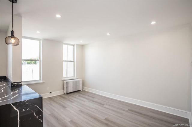 6717 Myrtle Avenue, Glendale, NY 11385