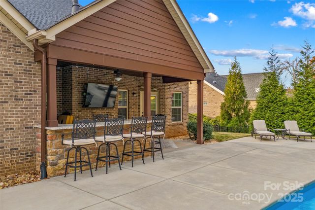 4018 Halyard Drive, Denver, NC 28037