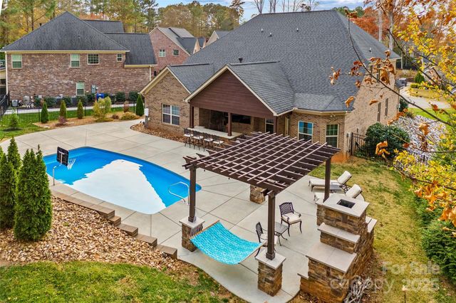 4018 Halyard Drive, Denver, NC 28037