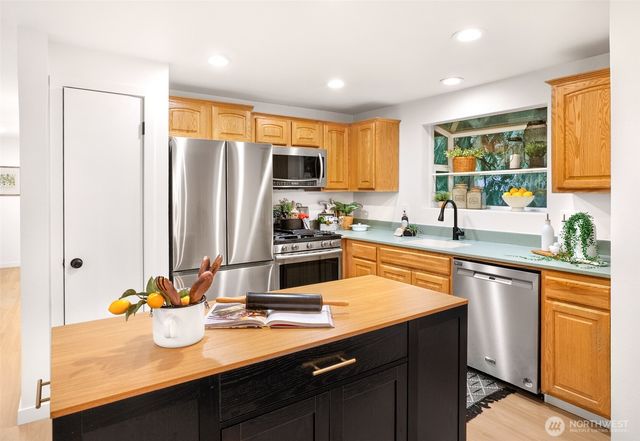 1641 N 185th Street, Shoreline, WA 98133