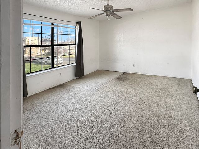 922 Fannin Street 109, Denton, TX 76201