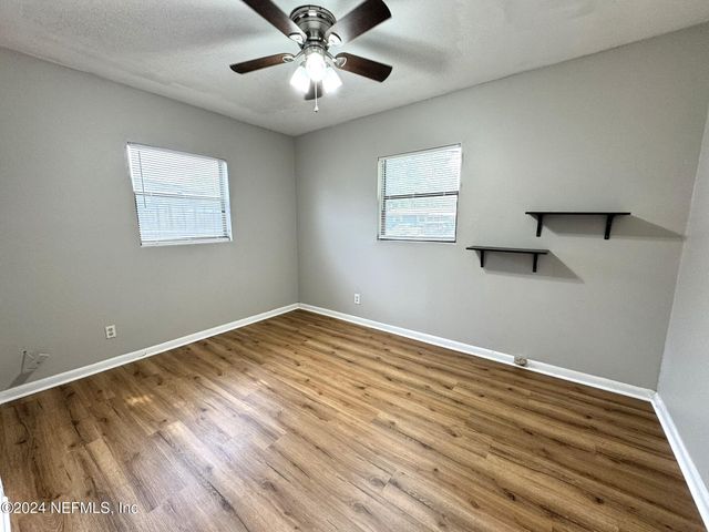 447 BRIGHTON Avenue, Orange Park, FL 32073