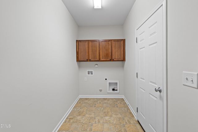 1058 Kingston Grove Drive, Cary, NC 27519