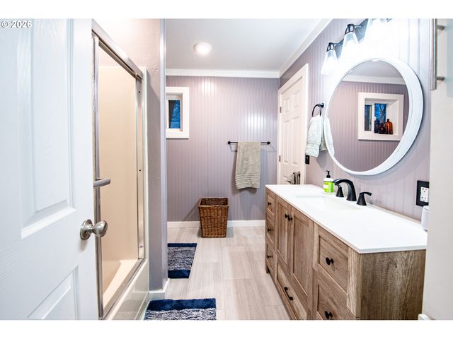 28500 GIMPL HILL Rd, Eugene, OR 97402