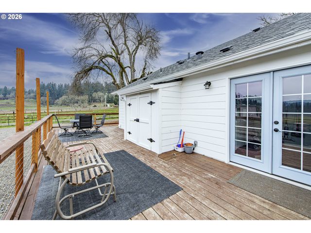 28500 GIMPL HILL Rd, Eugene, OR 97402