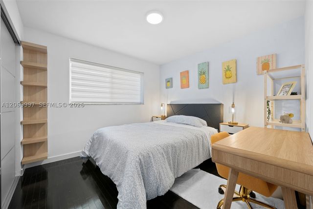 208 SE 4th Ter, Dania Beach, FL 33004