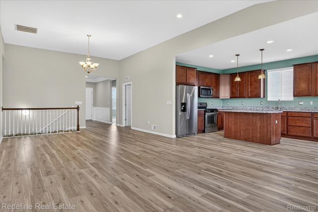 4554 Cranston Road, Canton Charter Township, MI 48188