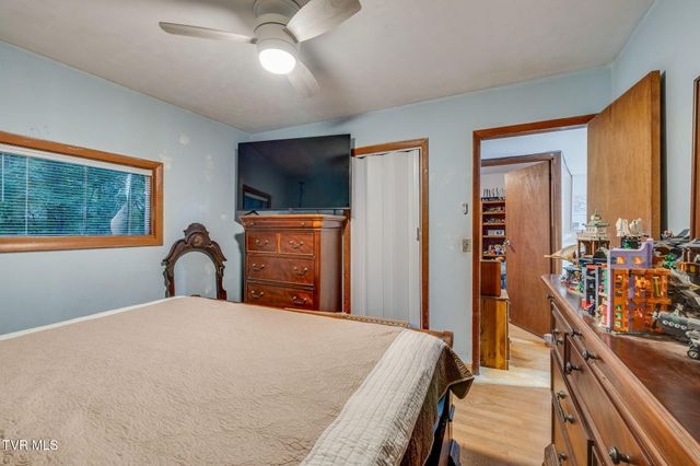 838 Longs Bend Road, Rogersville, TN 37857
